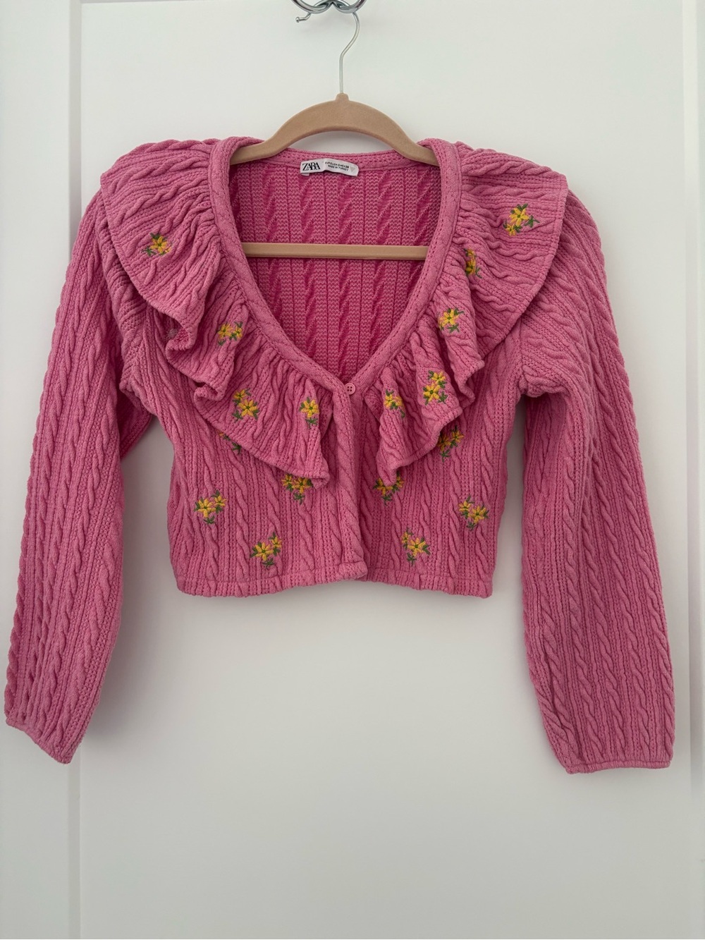 ZARA Pink Ruffled Cable-Knit V-Neck Cardigan with Yellow Floral Embroidery
